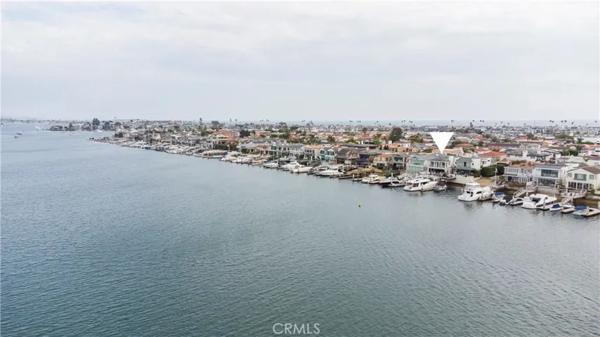 704 Via Lido Nord, Newport Beach, California 92663