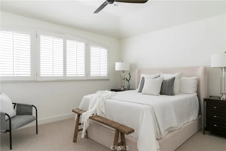 704 Via Lido Nord, Newport Beach, California 92663