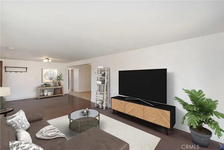 Photos is staged Livingroom