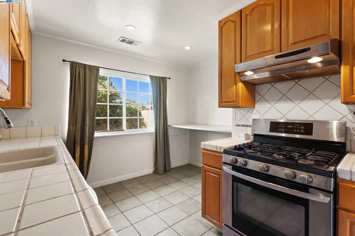 217 Concord St, Vallejo, California 94591