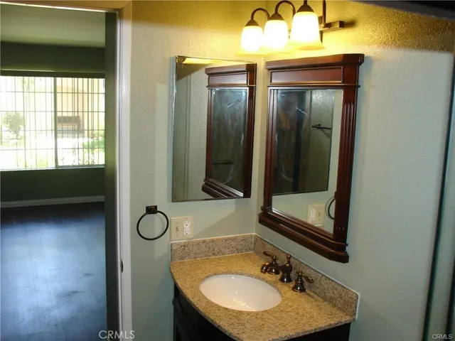 19124 Hamlin Street 1, Reseda, California 91335