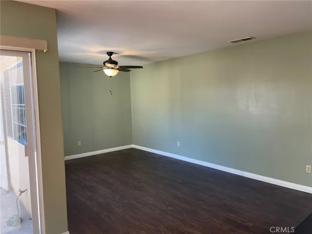 19124 Hamlin Street 1, Reseda, California 91335