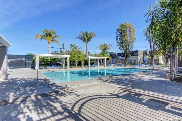 19124 Hamlin Street 1, Reseda, California 91335
