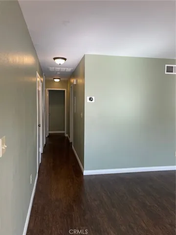 19124 Hamlin Street 1, Reseda, California 91335