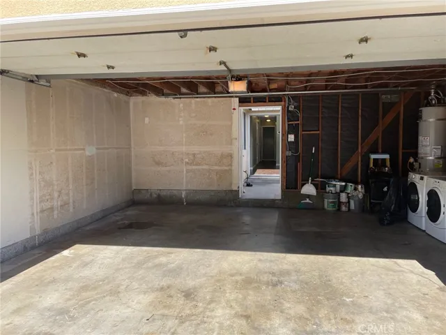19124 Hamlin Street 1, Reseda, California 91335