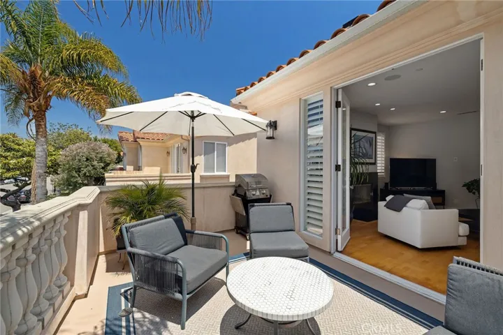 618 S Broadway A, Redondo Beach, California 90277