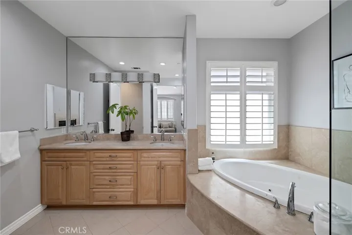 618 S Broadway A, Redondo Beach, California 90277