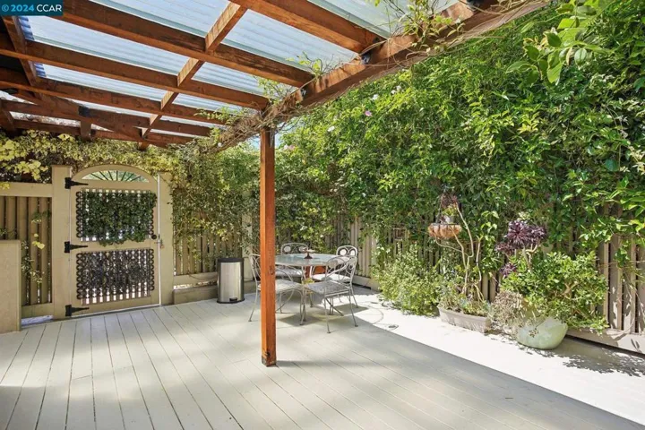 2370 Wayne St, Martinez, California 94553