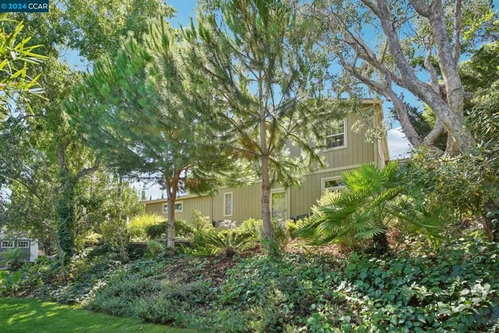 2370 Wayne St, Martinez, California 94553