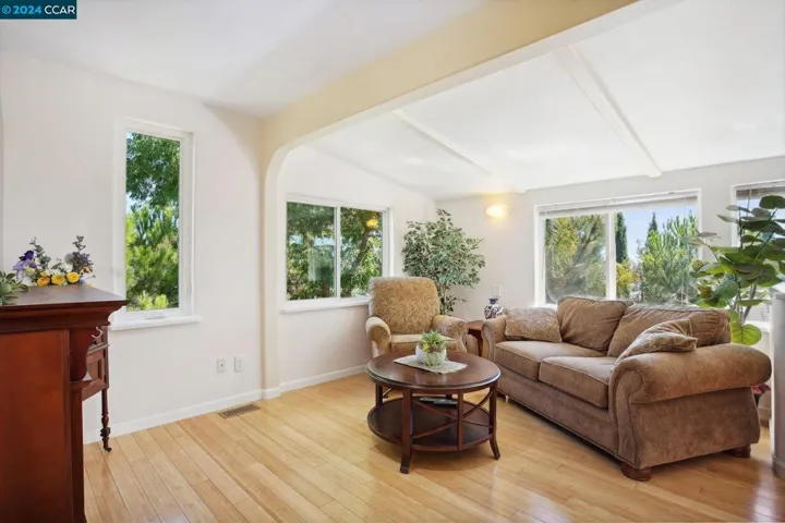 2370 Wayne St, Martinez, California 94553