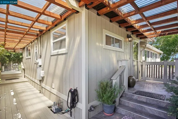 2370 Wayne St, Martinez, California 94553