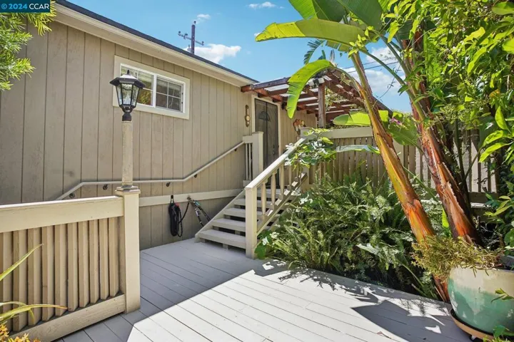 2370 Wayne St, Martinez, California 94553