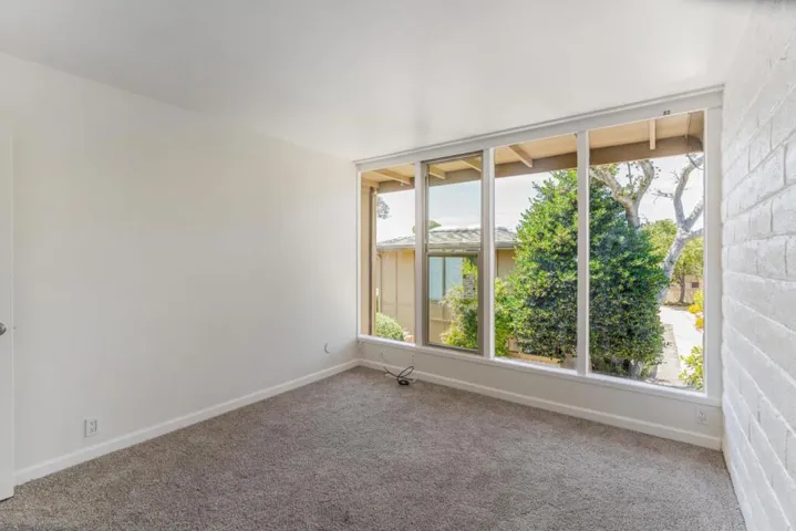 451 Dela Vina Avenue 403, Monterey, California 93940