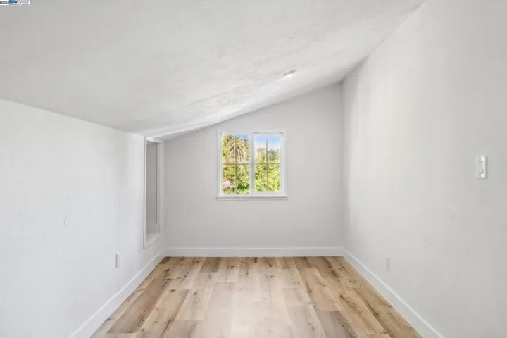 331 Royal Oaks Dr, Vacaville, California 95687