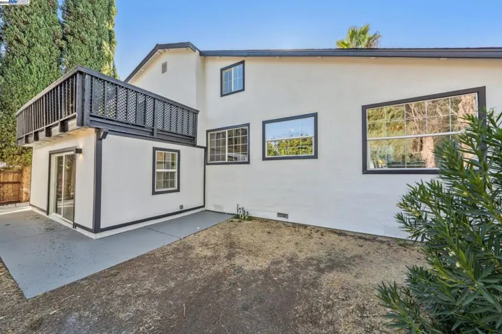 331 Royal Oaks Dr, Vacaville, California 95687