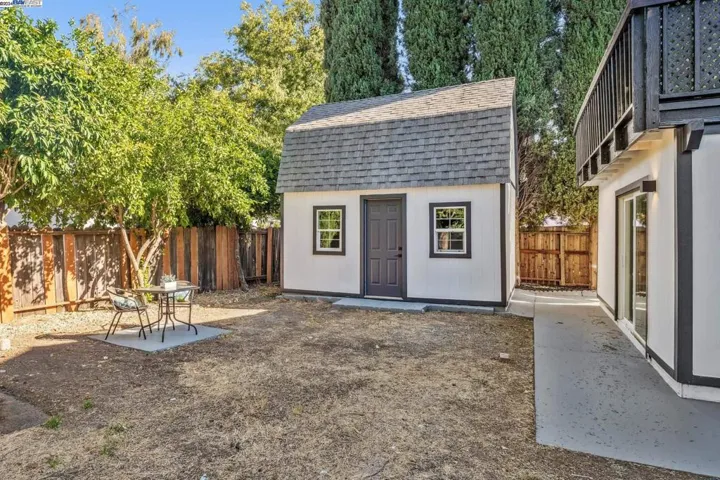 331 Royal Oaks Dr, Vacaville, California 95687