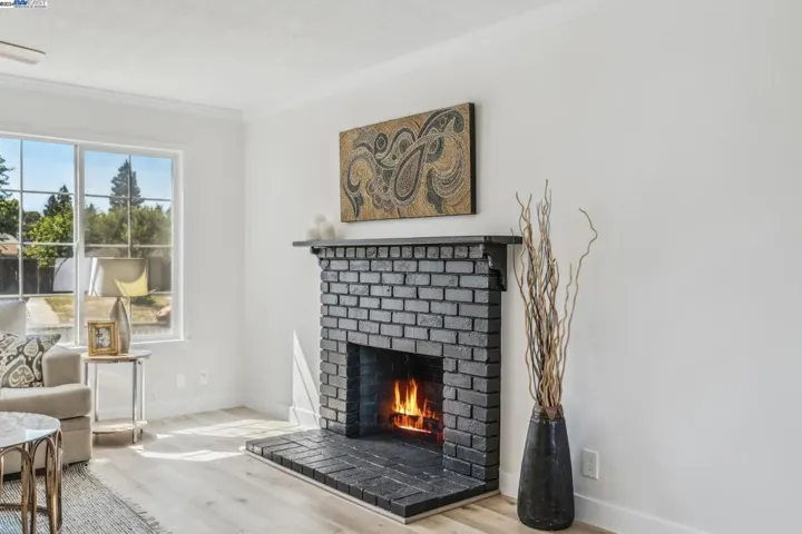 331 Royal Oaks Dr, Vacaville, California 95687