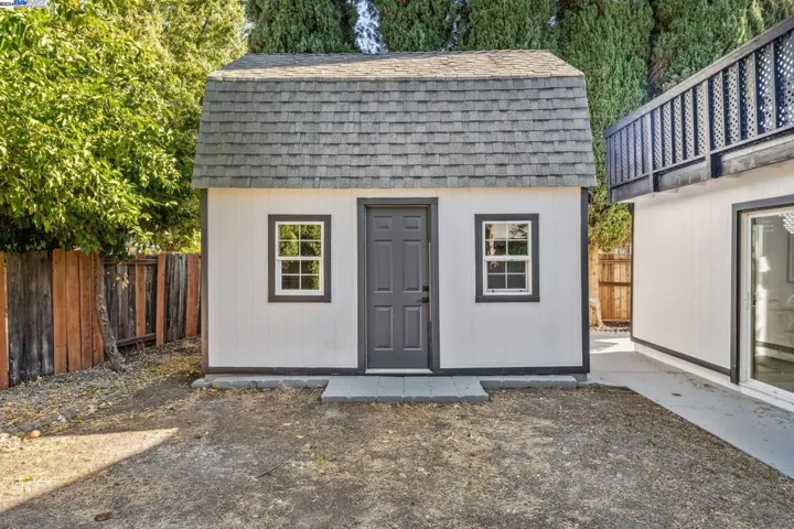 331 Royal Oaks Dr, Vacaville, California 95687