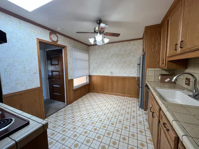909 5th Avenue, San Bruno, California 94066