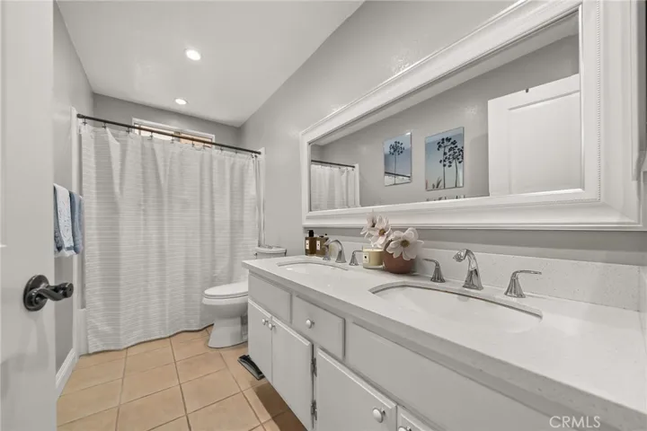 24431 Chancellor Court 268, Laguna Hills, California 92653