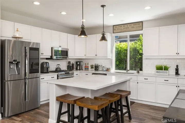 6648 Vianza Place, Rancho Cucamonga, California 91701