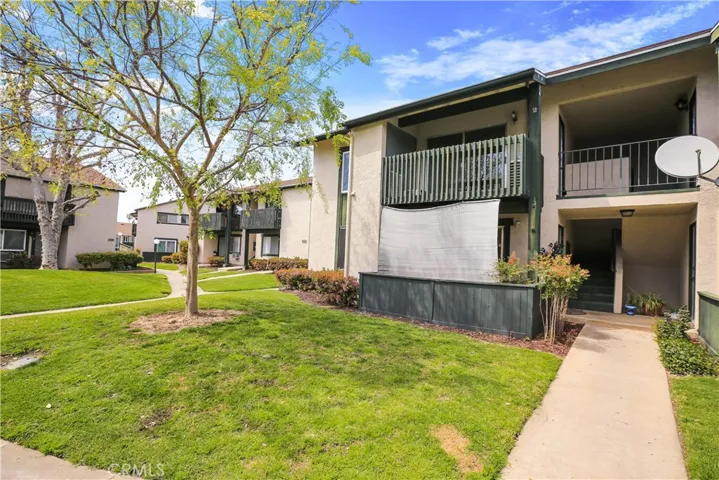 23248 Orange Avenue 2, Lake Forest, California 92630