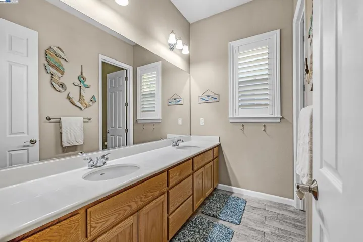 5111 Fern Ridge Cir, Discovery Bay, California 94505