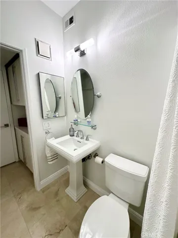 535 Magnolia Avenue 418, Long Beach, California 90802