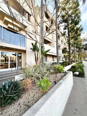 535 Magnolia Avenue 418, Long Beach, California 90802