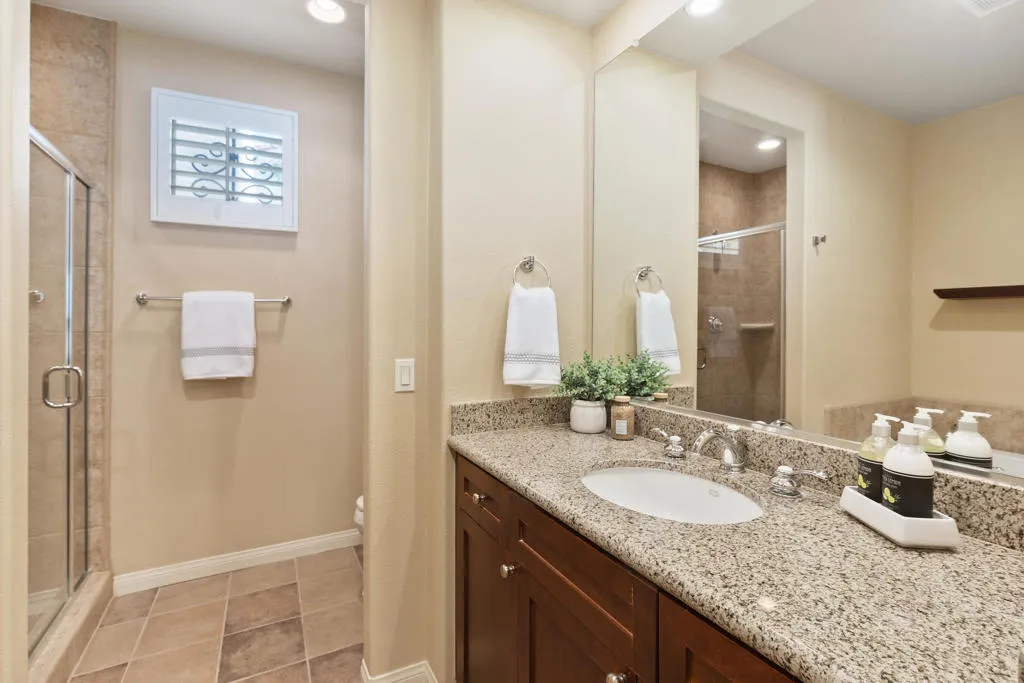 77738 Heritage Drive, La Quinta, California 92253 home-pic-15