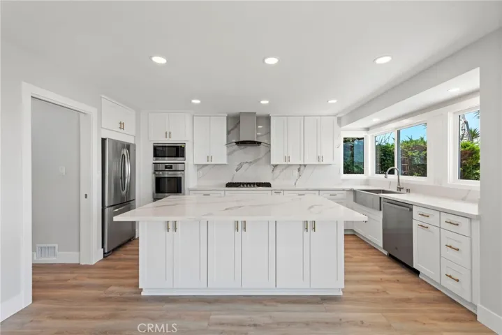 411 Avenida Arlena, San Clemente, California 92672