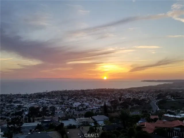 411 Avenida Arlena, San Clemente, California 92672
