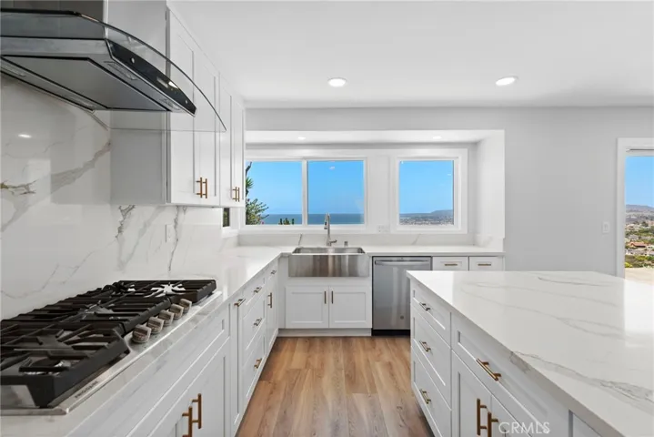 411 Avenida Arlena, San Clemente, California 92672