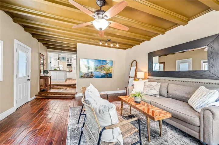 5123 Hedda Street, Lakewood, California 90712