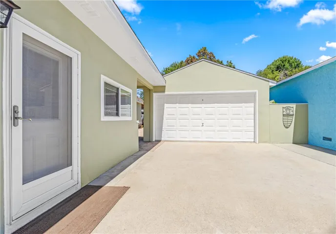 5123 Hedda Street, Lakewood, California 90712