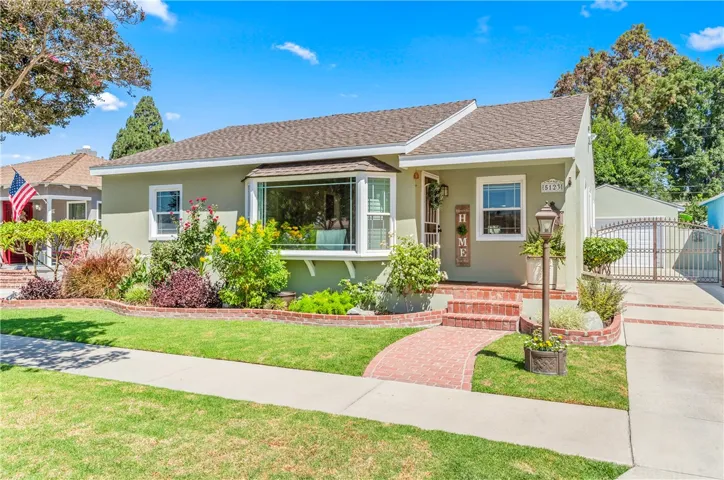 5123 Hedda Street, Lakewood, California 90712