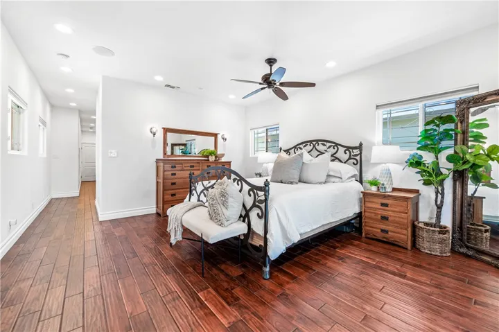 5123 Hedda Street, Lakewood, California 90712