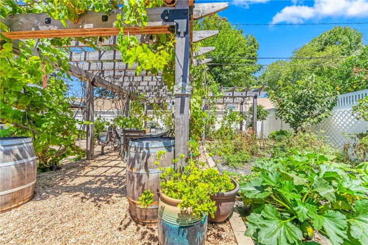5123 Hedda Street, Lakewood, California 90712