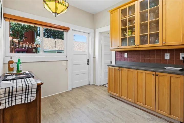 1512 Madison Avenue, San Diego, California 92116