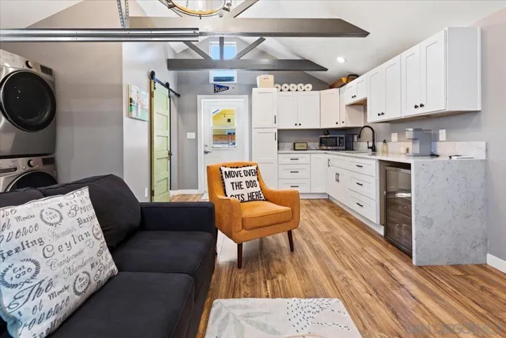 1512 Madison Avenue, San Diego, California 92116