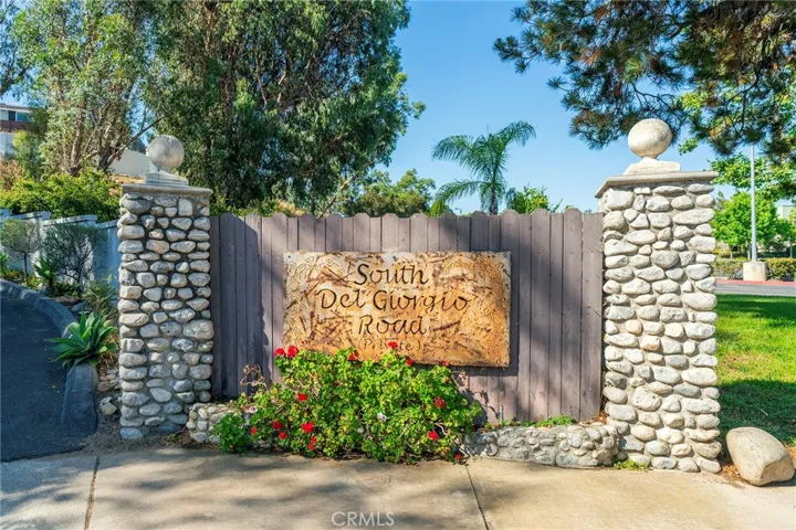323 S Del Giorgio Road, Anaheim Hills, California 92808