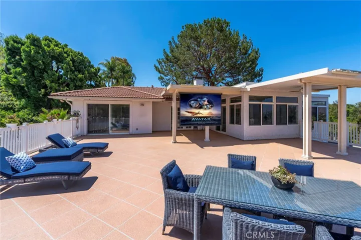 323 S Del Giorgio Road, Anaheim Hills, California 92808