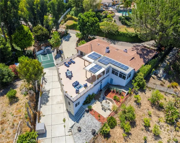 323 S Del Giorgio Road, Anaheim Hills, California 92808