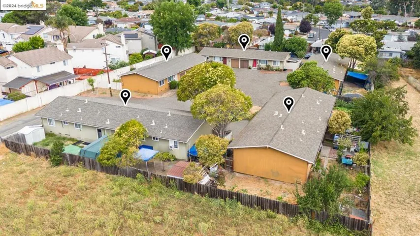 517 Schafer Rd, Hayward, California 94544