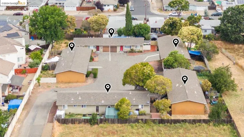 517 Schafer Rd, Hayward, California 94544