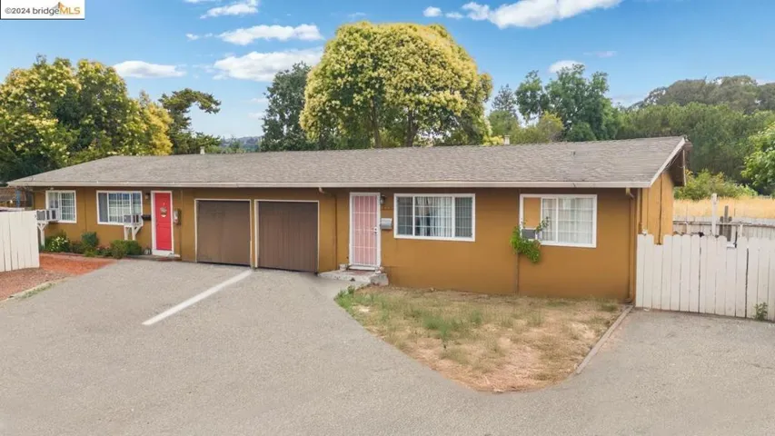 517 Schafer Rd, Hayward, California 94544