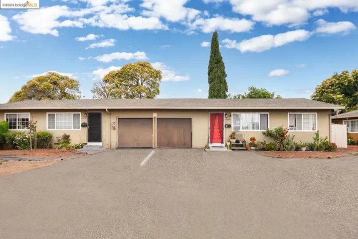 517 Schafer Rd, Hayward, California 94544