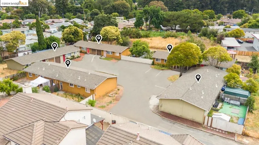 517 Schafer Rd, Hayward, California 94544