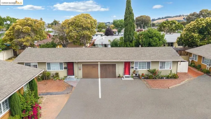 517 Schafer Rd, Hayward, California 94544