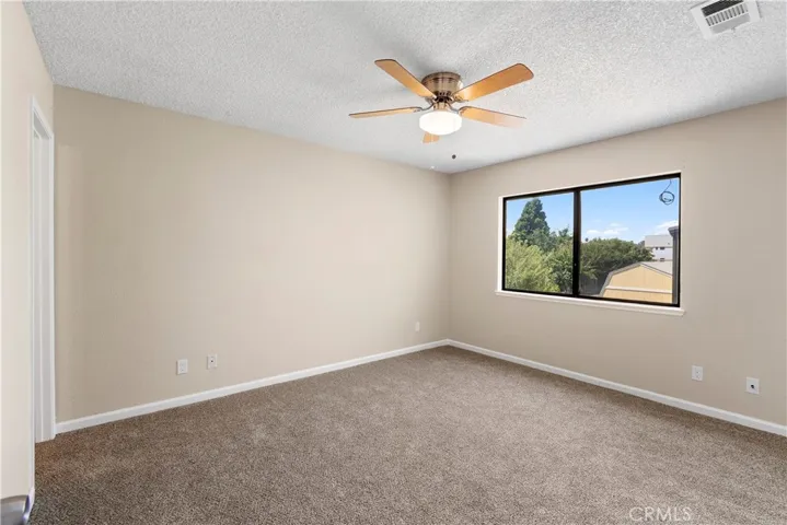 Master Bedroom (upstairs)